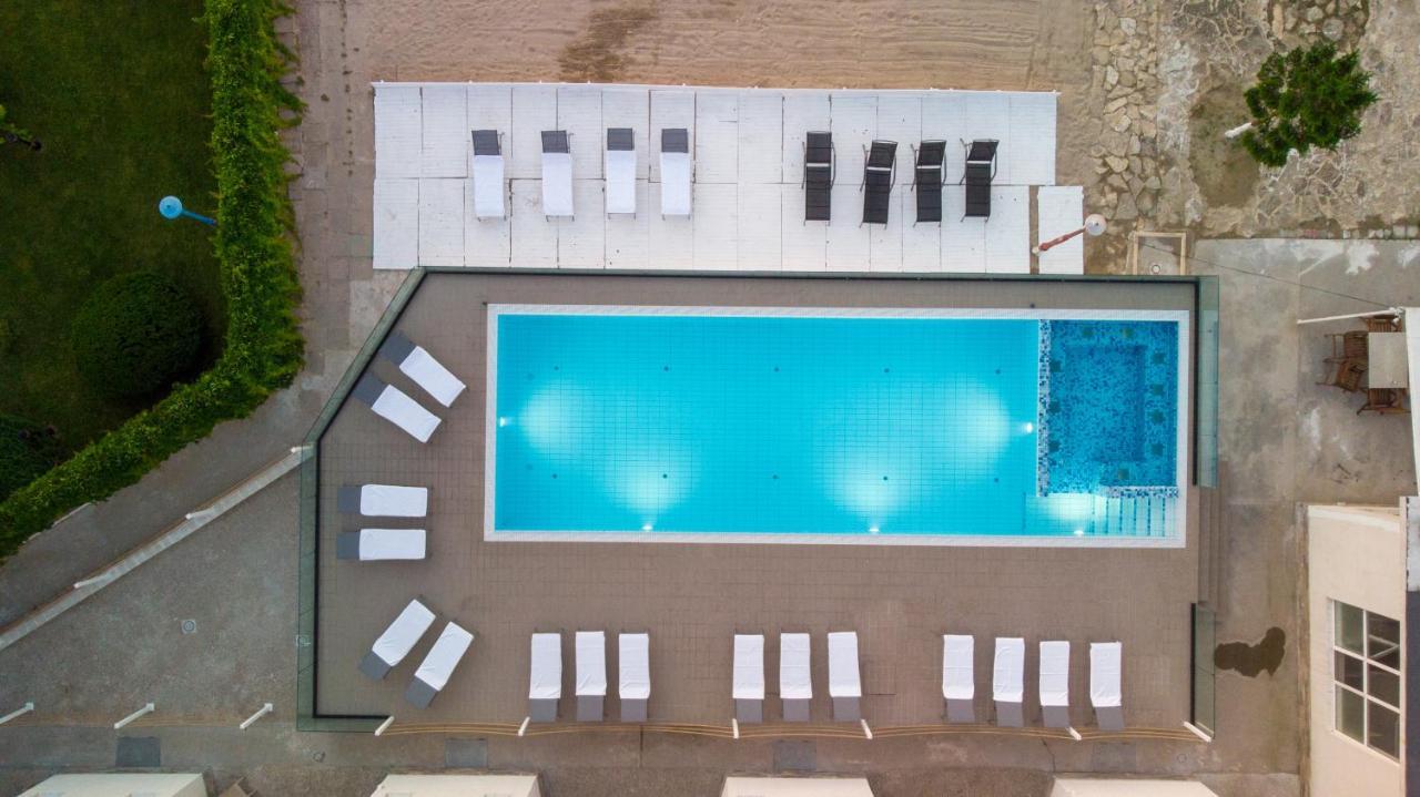 Jijo'S Hotel ママイア エクステリア 写真