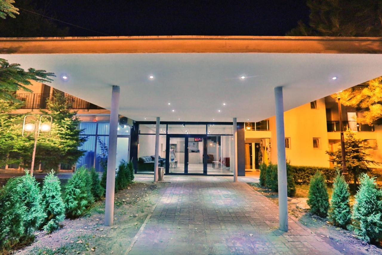 Jijo'S Hotel ママイア エクステリア 写真